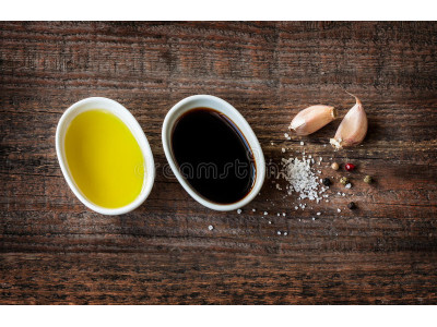 Olive oils, vinegars & mustards